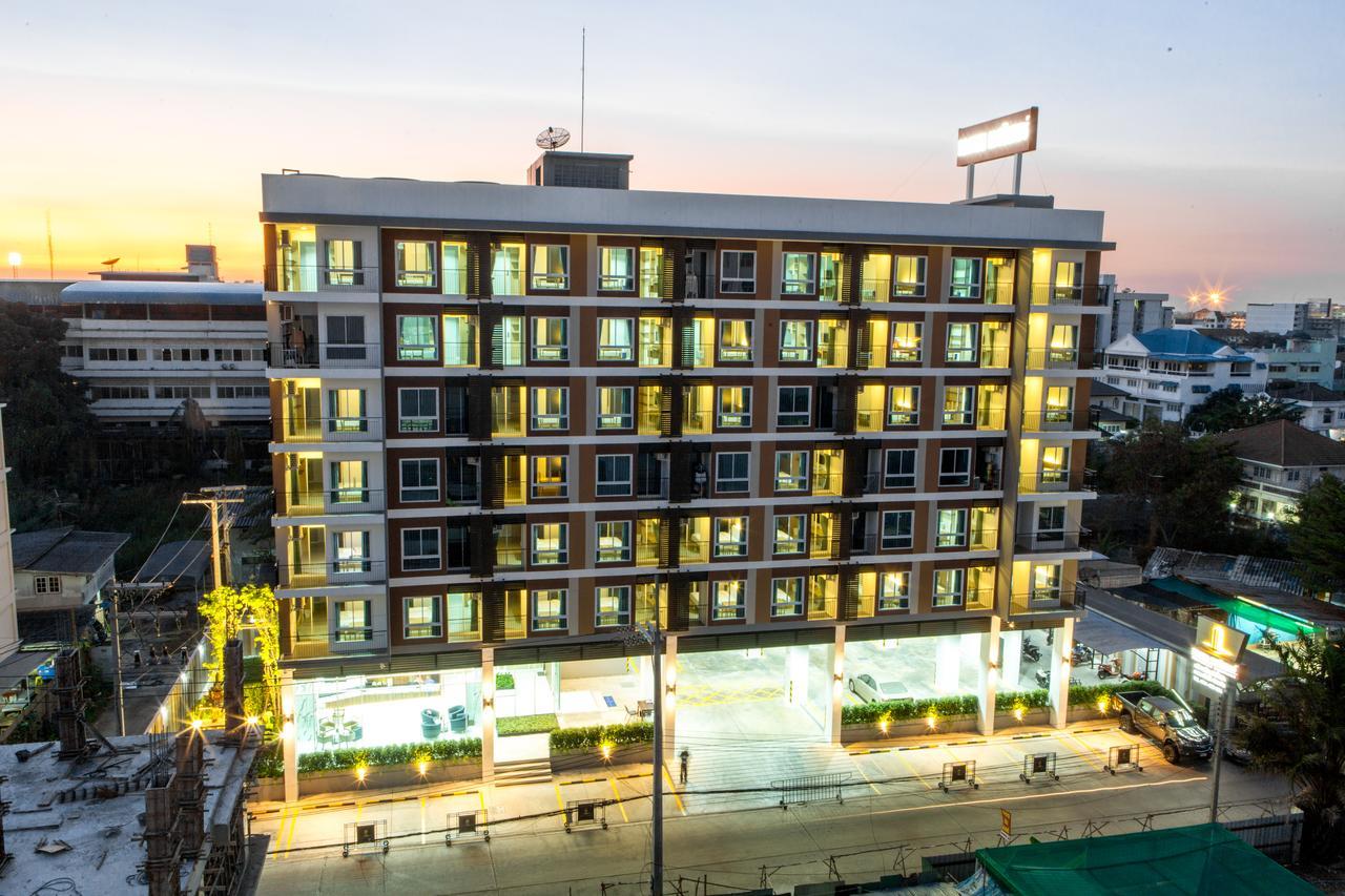 Thongchen Residence Samut Sakhon Exterior photo